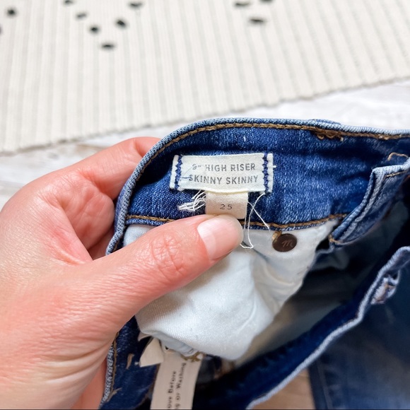 Madewell 9” High Rise Skinny Jeans: Button-Through Edition Size 25 - Picture 5 of 10